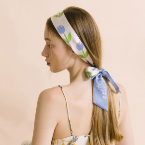 Bedruckter Haargummi aus reiner Seide in Twilly für Frauen Scrunchie aus Maulbeerseide