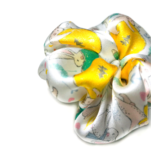 Lindos padrões impressos personalizados para crianças crianças scrunchies de seda