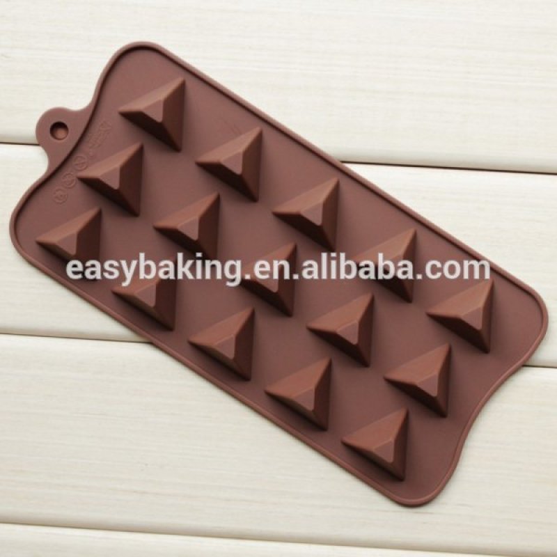 15 Cavity Triangle Pyramid Silicone Mold Pan for Ice Cube Chocolate Candy