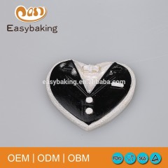 Heart Shaped Gentleman Collar Bakeware Wedding Cake Decorate Fondant Silicone Molds