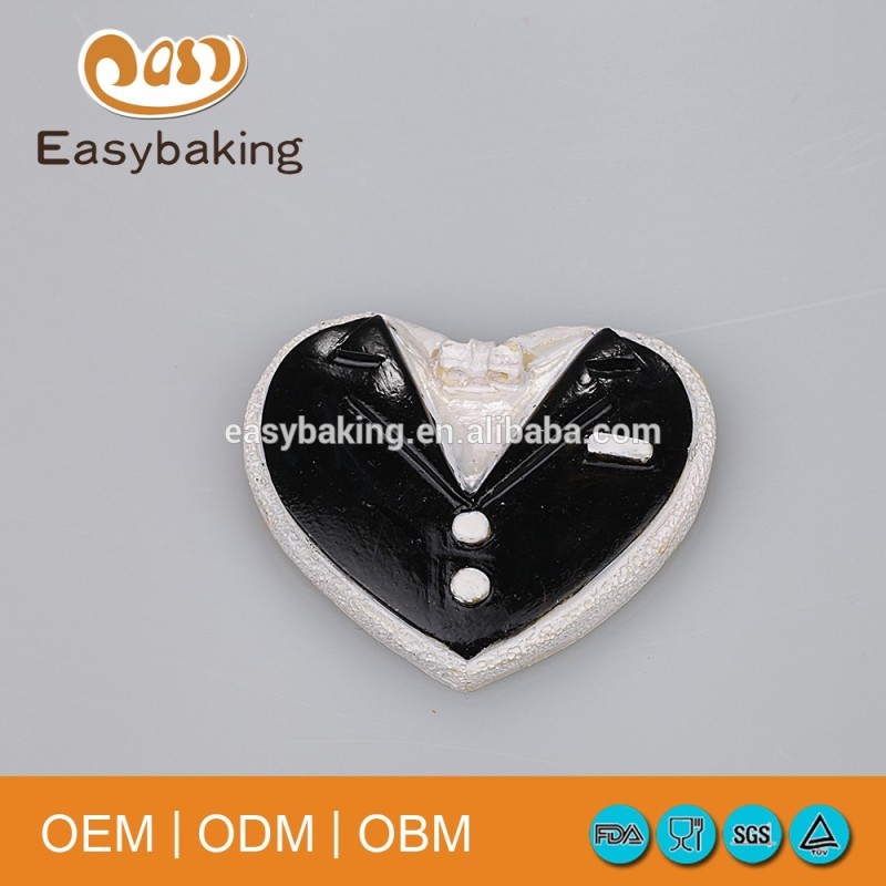 Heart Shaped Gentleman Collar Bakeware Wedding Cake Decorate Fondant Silicone Molds