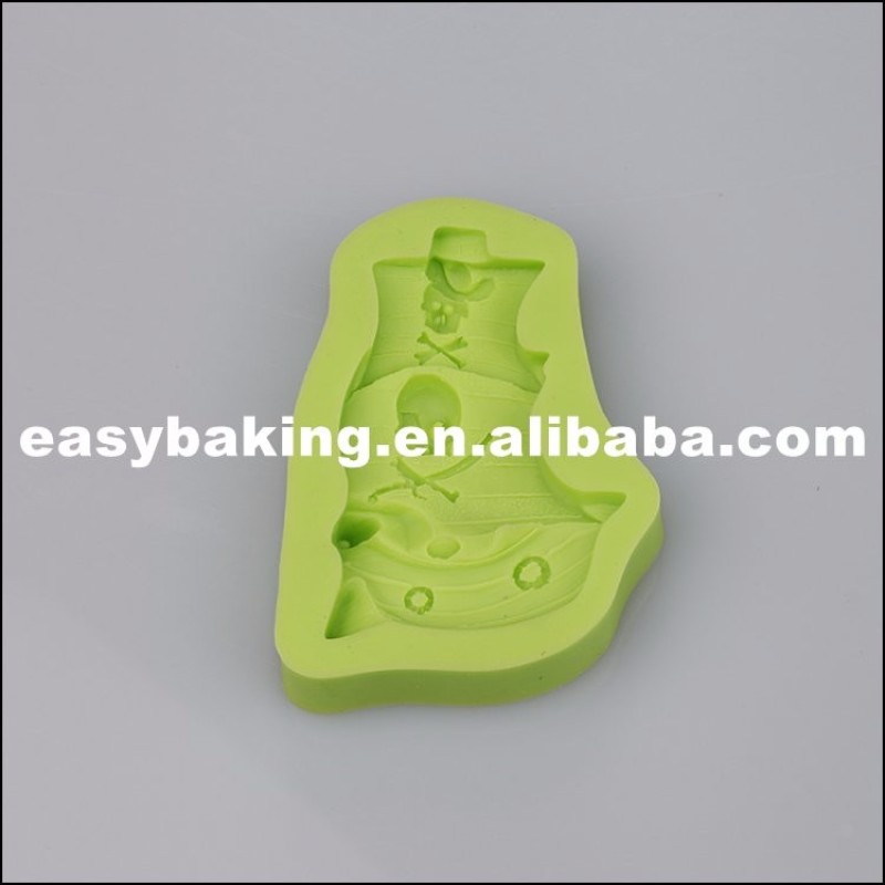 Popular One Piece Themed Boat Shaped Cake Mould