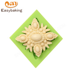 Unique Brooch Molds for Cake Decorating and Arts & Crafts