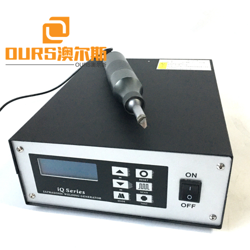 600W 35khz ultrasonic cutting machine for plastic include generator and  transducer and horn and Ultrasonic cutting knife