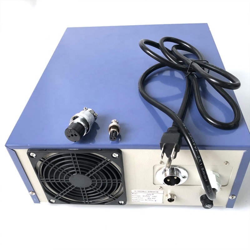Industrial Vibration Wave Output Power Box Ultrasonic Generator Cleaning Ultrasound Power Generator 900W 17K-40K Frequency