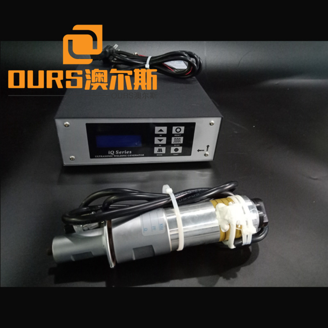 Ultrasonic Welding transducer with booster for the nonwoven fabric mask N95 Mask