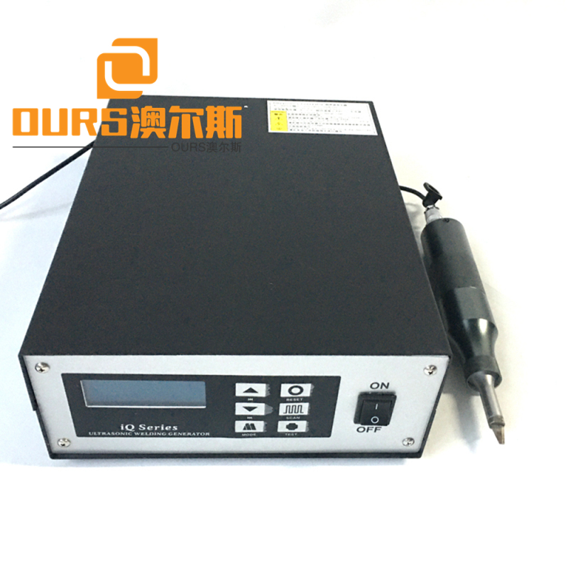 600W 20khz ultrasonic trademark cutting machine include generator and  transducer and horn and Ultrasonic cutting knife