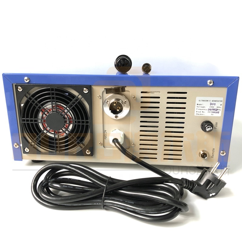 Vibration Pulse Wave Cleaner Driving Power Ultrasonic Industrial Cleaning Generator 20K/40K/60K Transducer Cleaning Generator