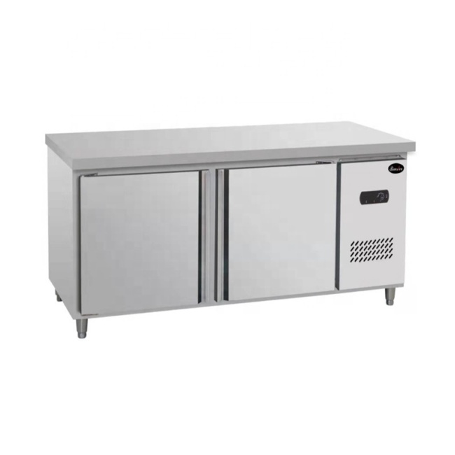 1.5m 1.8m Stainless Steel 2 Door Undercounter Refrigerator Restaurant Table Workbench Fridge Freezers With Wheels
