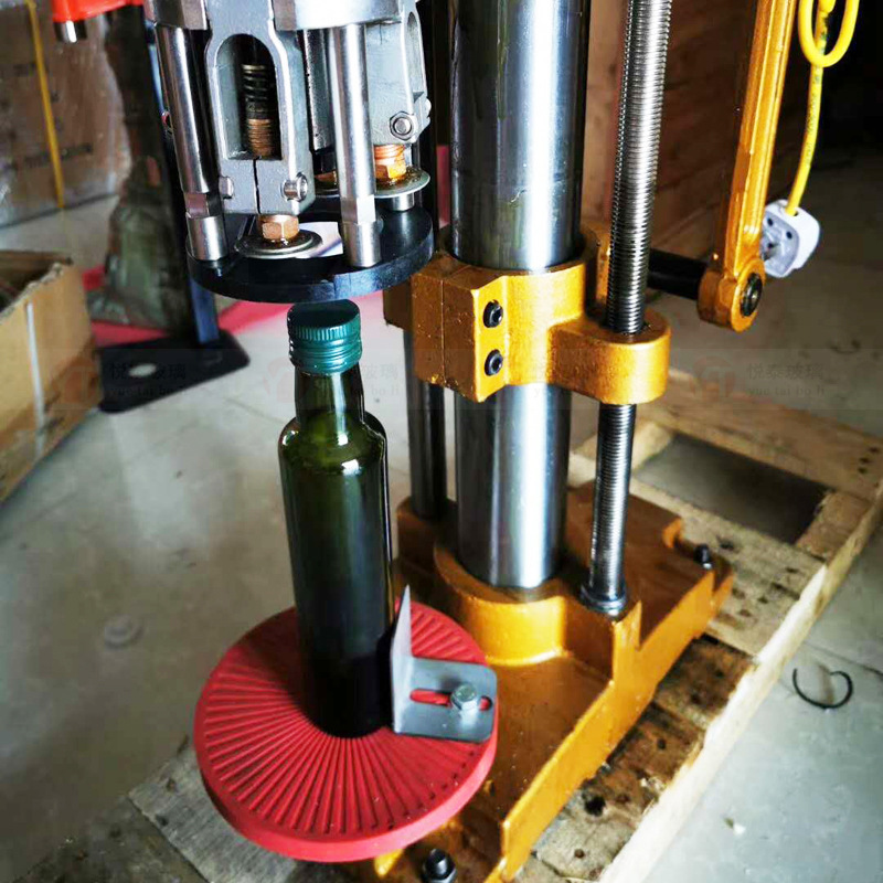 Automatic Capping Machine Wine Bottle Cap Locking Machine Aluminum Cap Sealing Machine Olive Oil Bottle Locking Equipment
