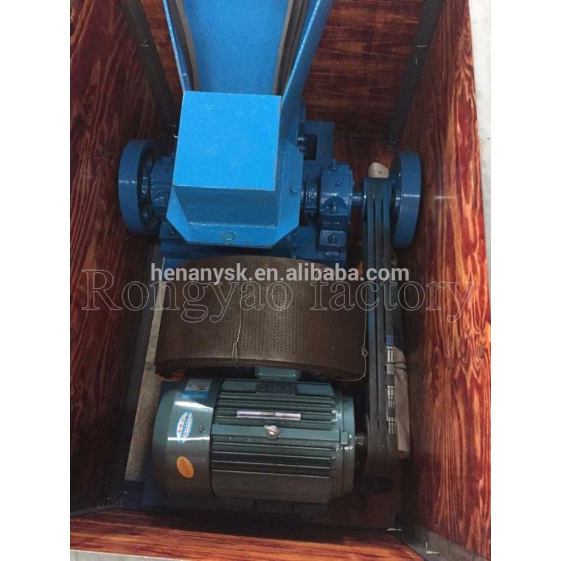 IS-200x500 Portable Ore Crusher Small Diesel / Electric Hammer Mills for Sale