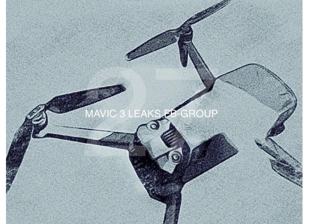  DJI Mavic 3 Pro drone
