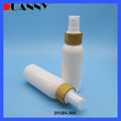 DNBS-505E Round Shoulder Plastic Spray Bottle with Bamboo Pump