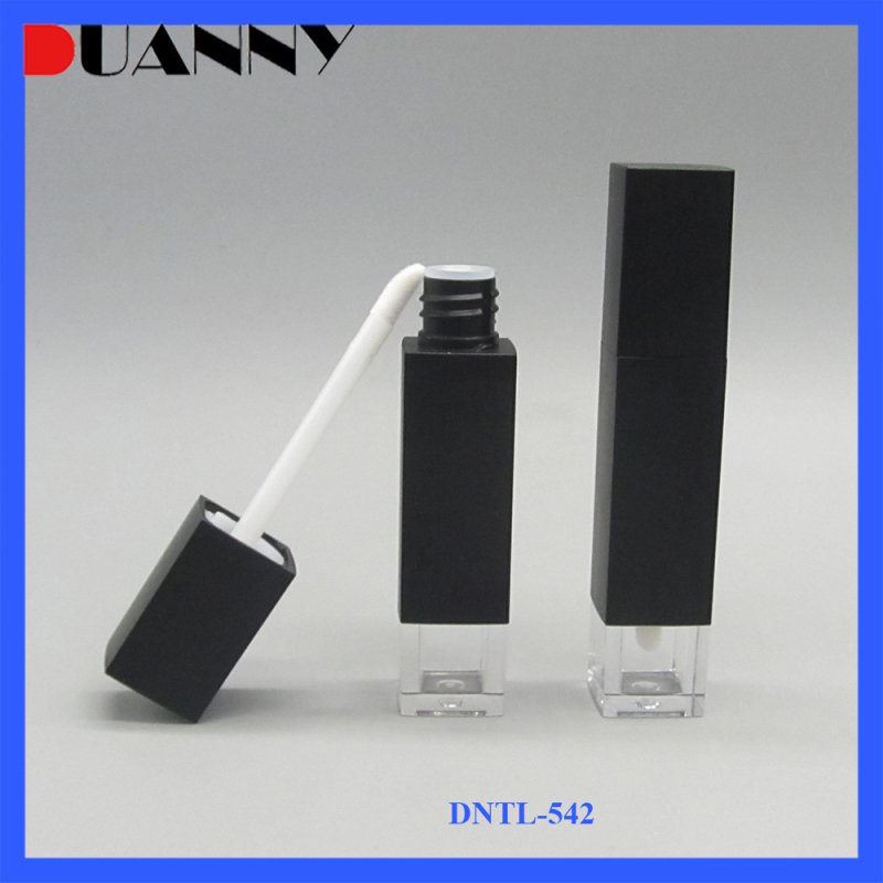 DNTL-542 Black Square Lip Gloss Tube