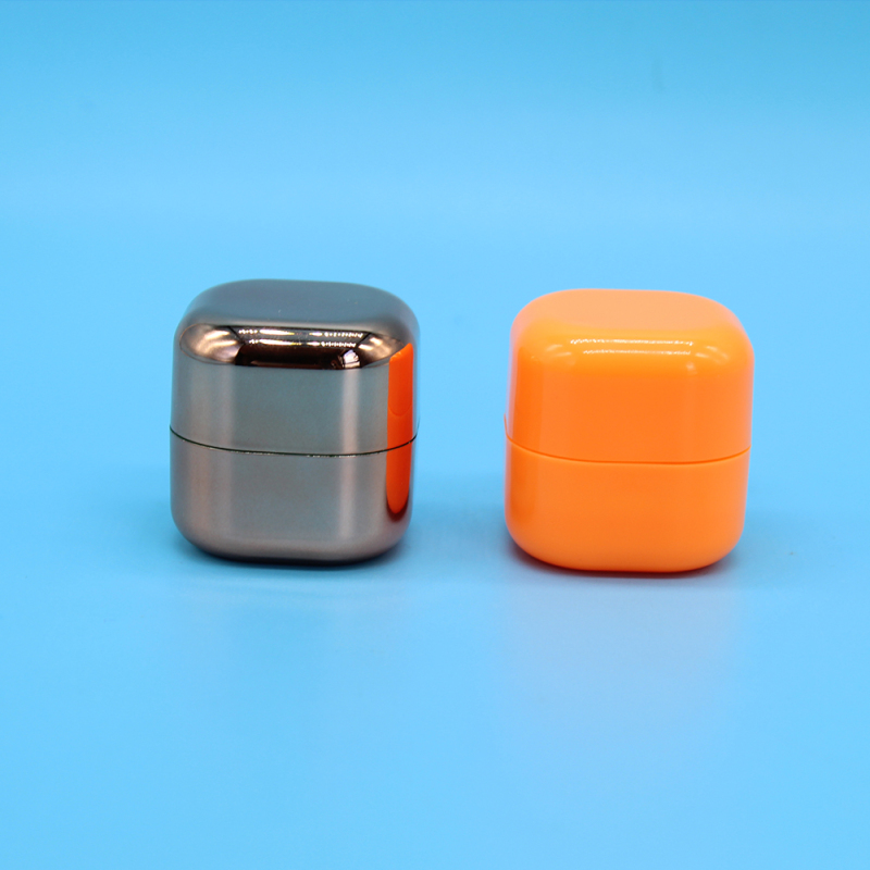 DNTL-522 7g Plastic Square Lip Balm Jar Container for Lip Care