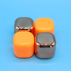 DNTL-522 7g Plastic Square Lip Balm Jar Container for Lip Care
