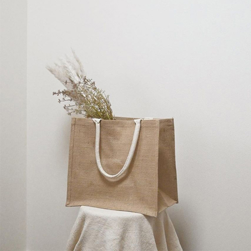 Eco Friendly Laminated Jute Bag Burlap Reusable Linen Beach Bag Hessian Shopping Tote Bags With Custom Logo
