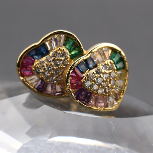New Handmade Micro Insert Zirconia Gold Brass Lifelike Peach heart Stud Earring Jewelry for womens