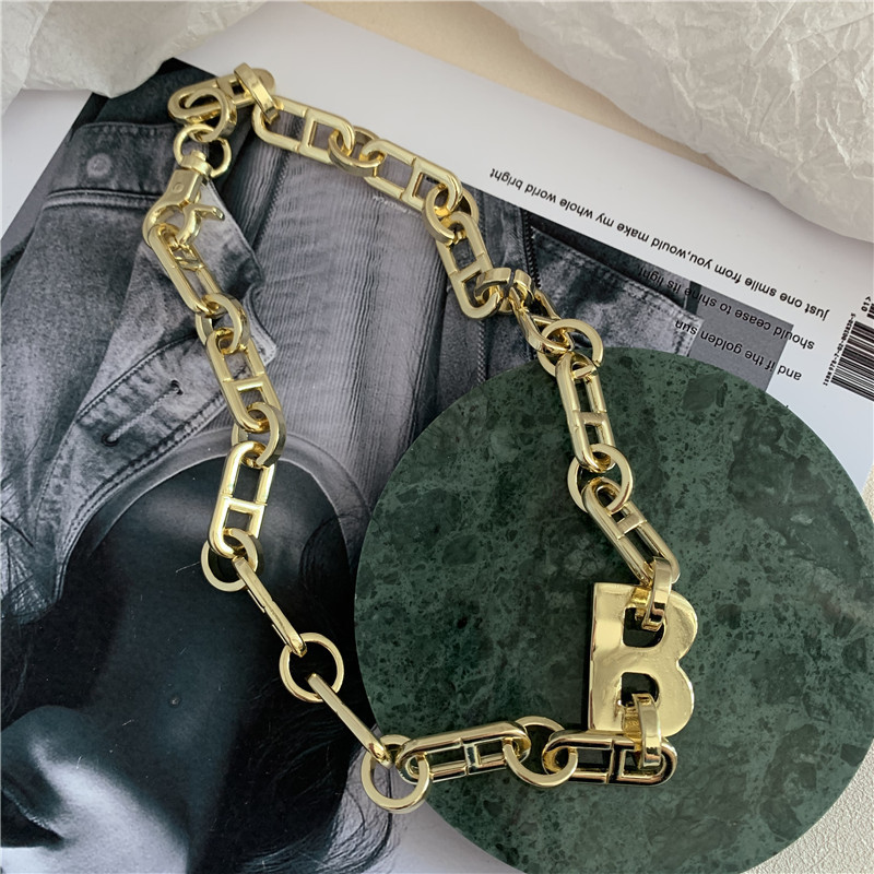 Personalized Design Punk Geometric Irregular Gold Plated Large Chain Letter B Necklace For Women