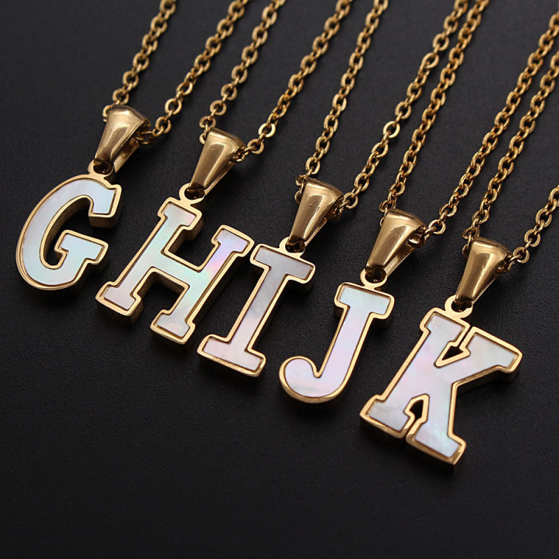 26  Shell English Letters Pendant Necklace Stainless Steel Pretty Alphabet Clavicle Chain Jewelry