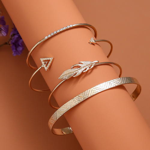 Charm Micro Paved Zircon Chain 4 pieces Set Opening Arrow  Leaf Multi layer Bangles Bracelets Jewelry Gift