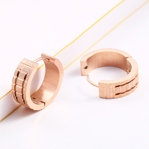 2021 Custom Women Fashion Accessories Gold Plated Jewelry Huggie Earrings Stainless Steel Earrings Saudi Gold Hoop Earrings