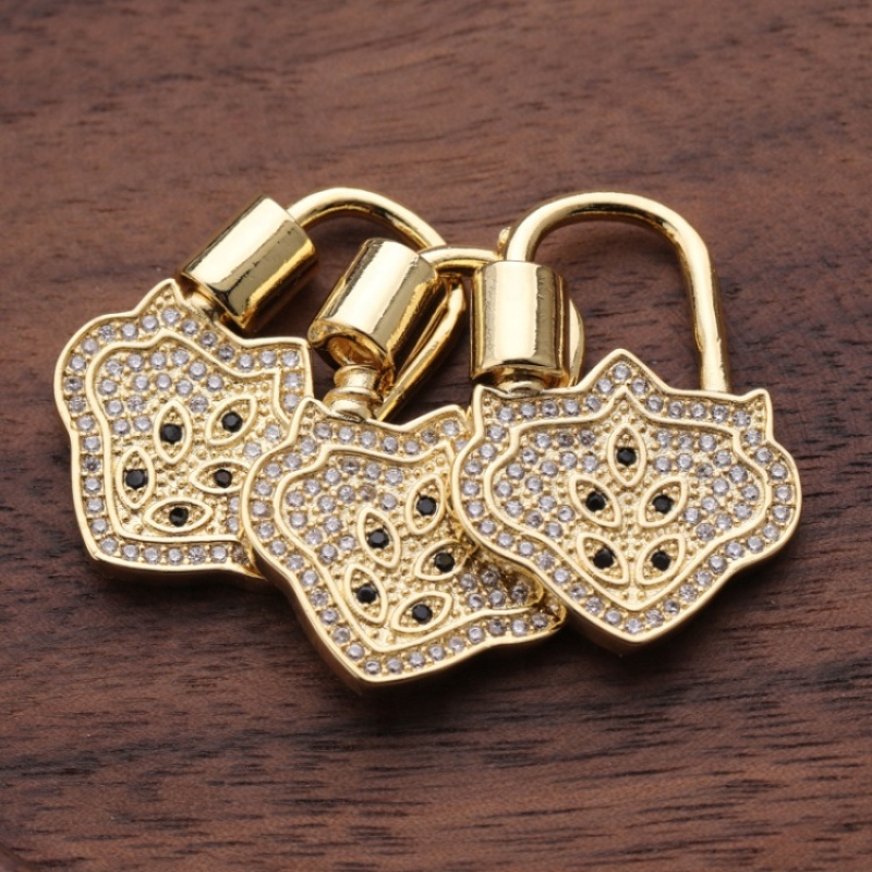 Clear CZ Micro Pave lucky Lock Screw Clasp Carabiner Gold Plated lucky Pendant for Necklace Jewelry Making