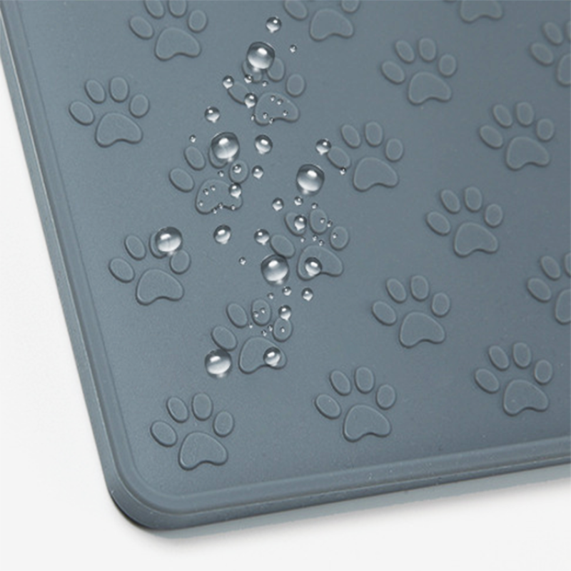 Easy to Clean Silicone Waterproof Non-slip Pet Dog Cat Feeding Bowl Mat food grade silicone pet lick mat