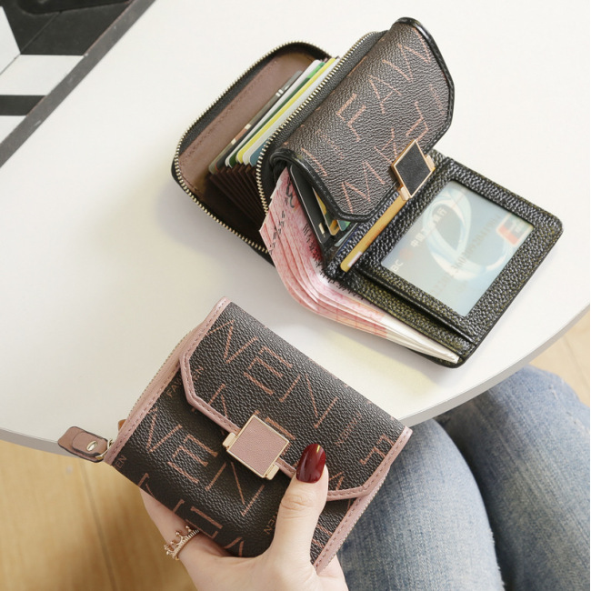 2020 new fashion Korean small wallet women's short leather women's Cowhide multi card card bag wallet