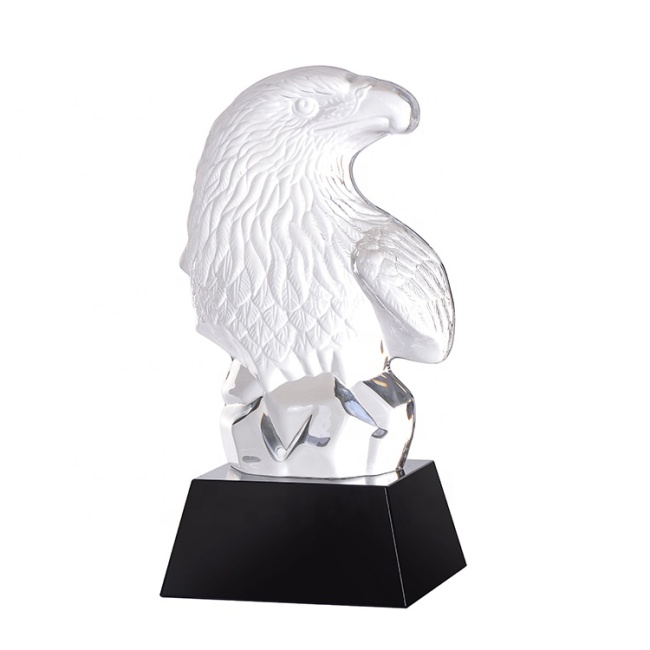 New Products Most Popular New Birthday Gift Graduation Gift Crystal Eagle And Crystal Sculpture