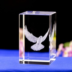 Newest and fashion 3d laser crystal gifts of peace birds item
