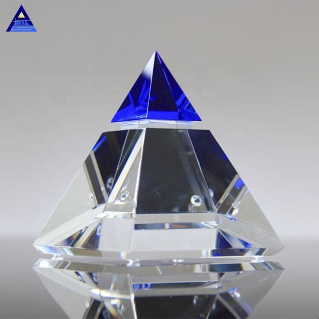 High Quality 3D Laser Blue Majestic Crystal Pyramid Trophy With Best Price