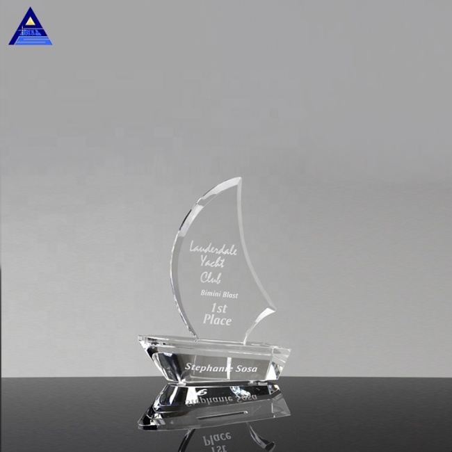 Customized Unique Shape Crystal Sailboat Award Trophy