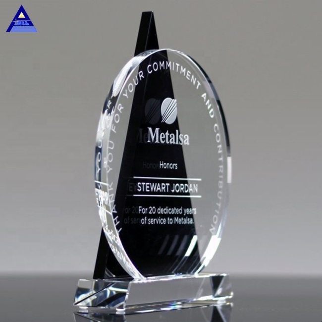 New Arrival Cheap Customized Nice Design Top Round Black Crystal Icon Award Trophy With Gift Box