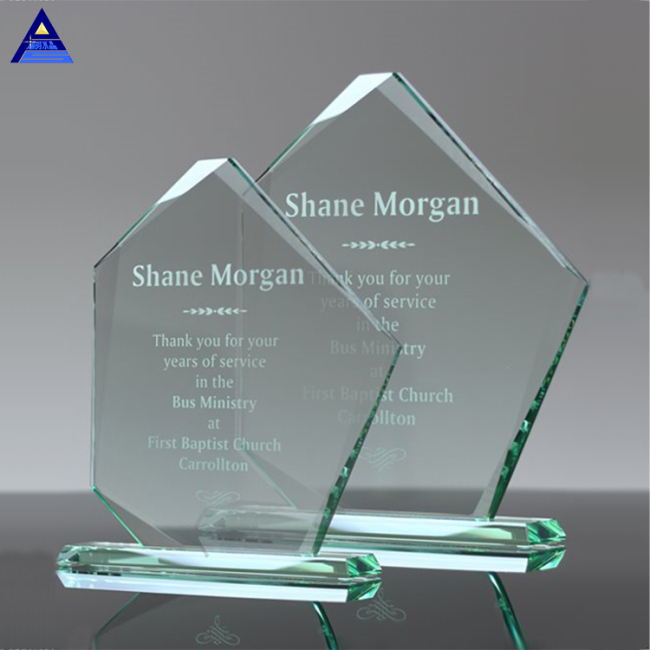 New Custom Logo Crystal Glass Trophy Pentagonal Shape Jade Glass Souvenir For Team