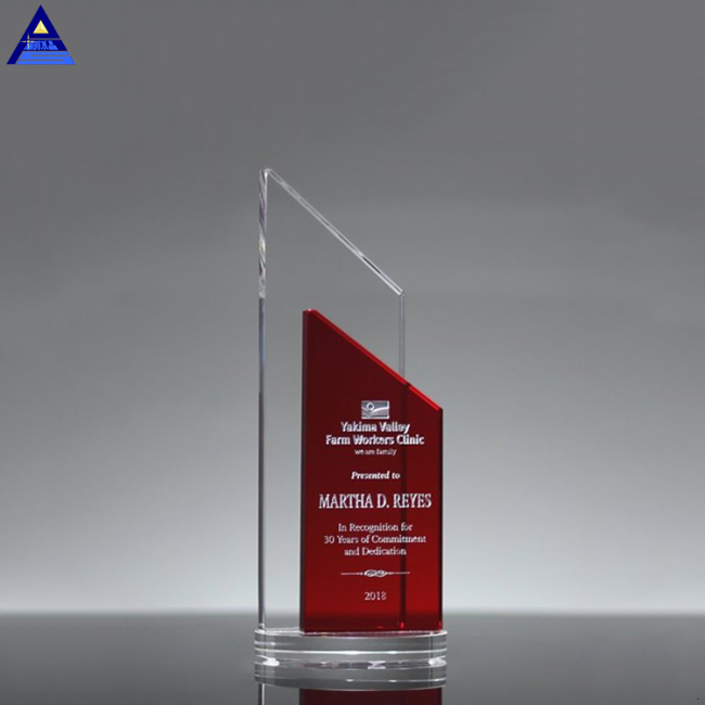 Customize New Design Wholesale Ruby Crystal Award Trophy For Promotion